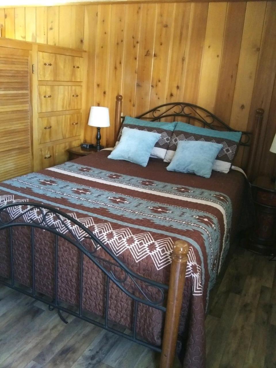 Kern Riverfront Lodge Kernville Εξωτερικό φωτογραφία